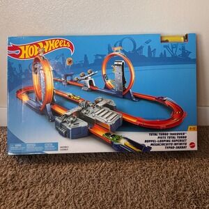 Hot Wheels Total Turbo Takeover Cars Track Playset